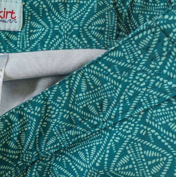 Ripskirt Hawaii sz L - Picture 5 of 5